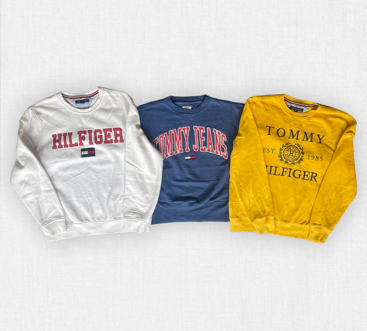 Tommy Hilfiger Sweaters (25 pieces)
