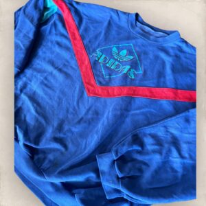 Vintage branded sweatshirts 4